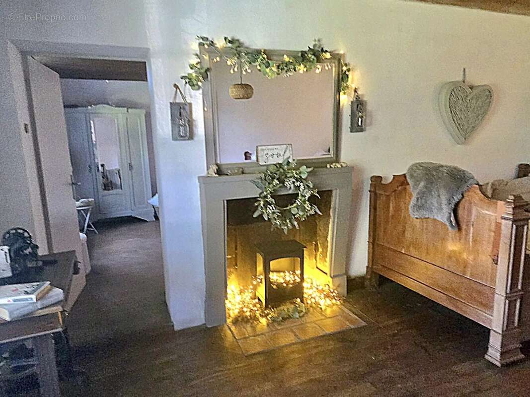 Maison à SAUZE-VAUSSAIS