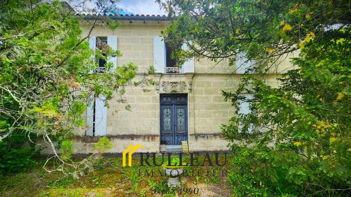 Maison à SALIGNAC