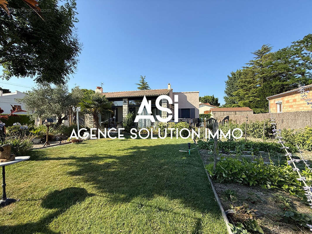 Maison à MONTELIMAR