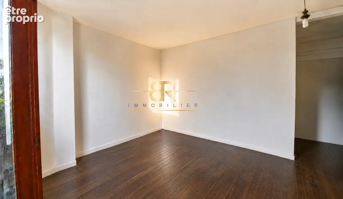 Dernier étage / lumineux / 2 pièces / plan fonctionnel / idéal investisseur - photo 2
