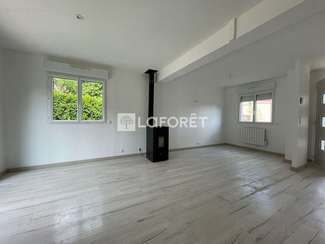 Maison à MAROLLES-EN-BRIE