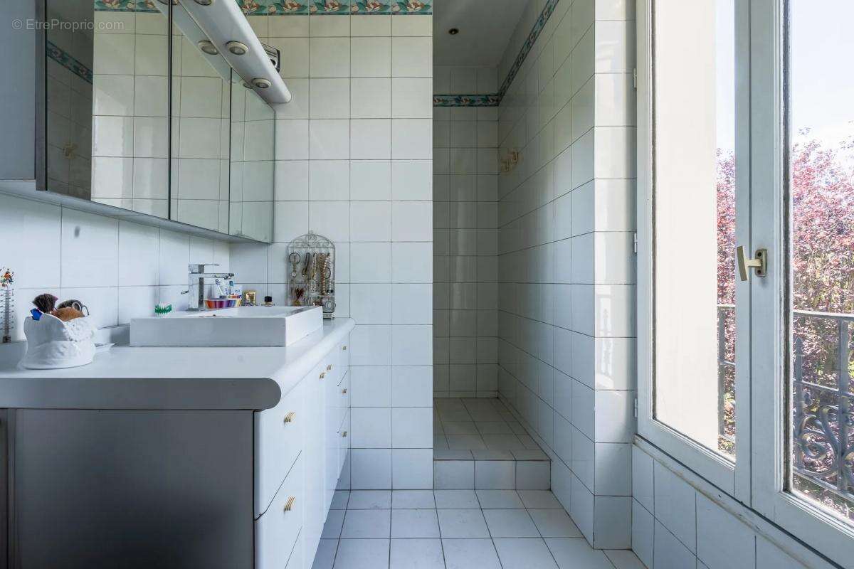 Maison à NEUILLY-PLAISANCE