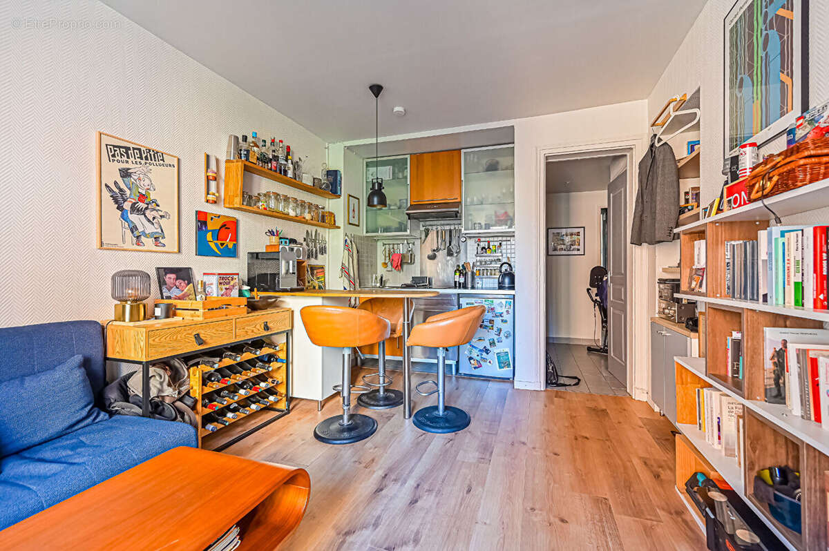 Appartement à PARIS-19E