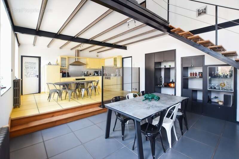 Maison à LE CREUSOT