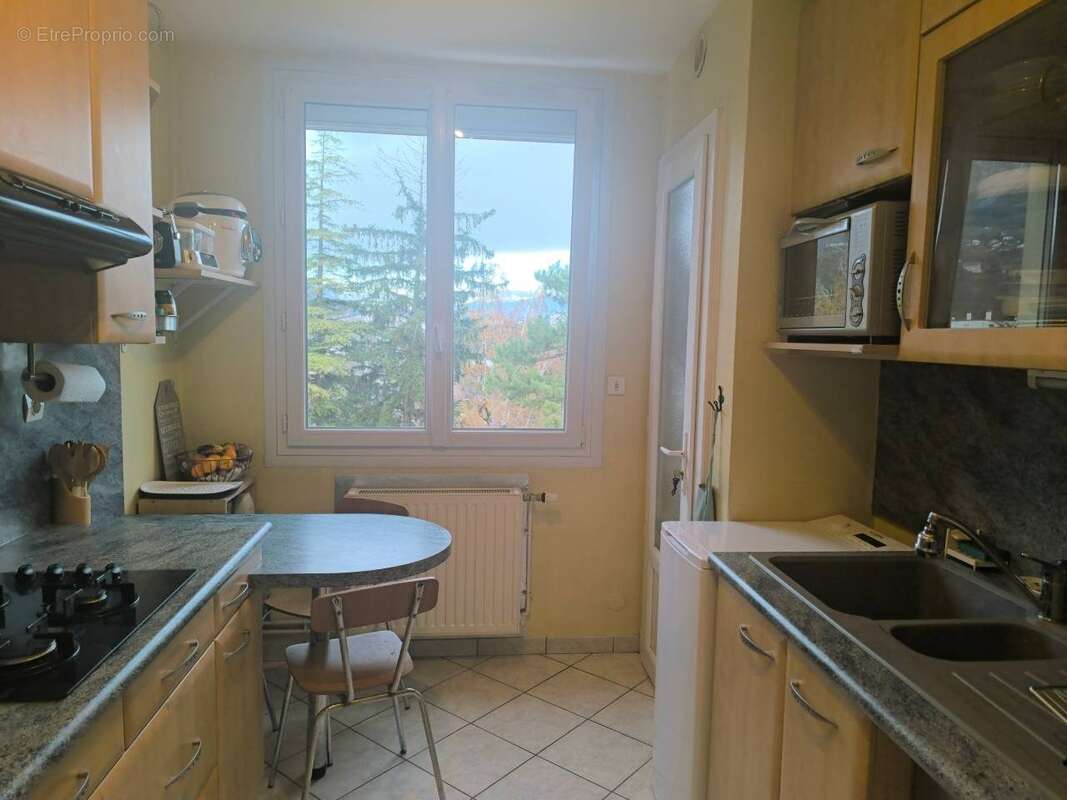 Appartement à LA TRONCHE