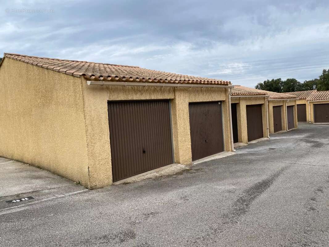 Maison à LA LONDE-LES-MAURES