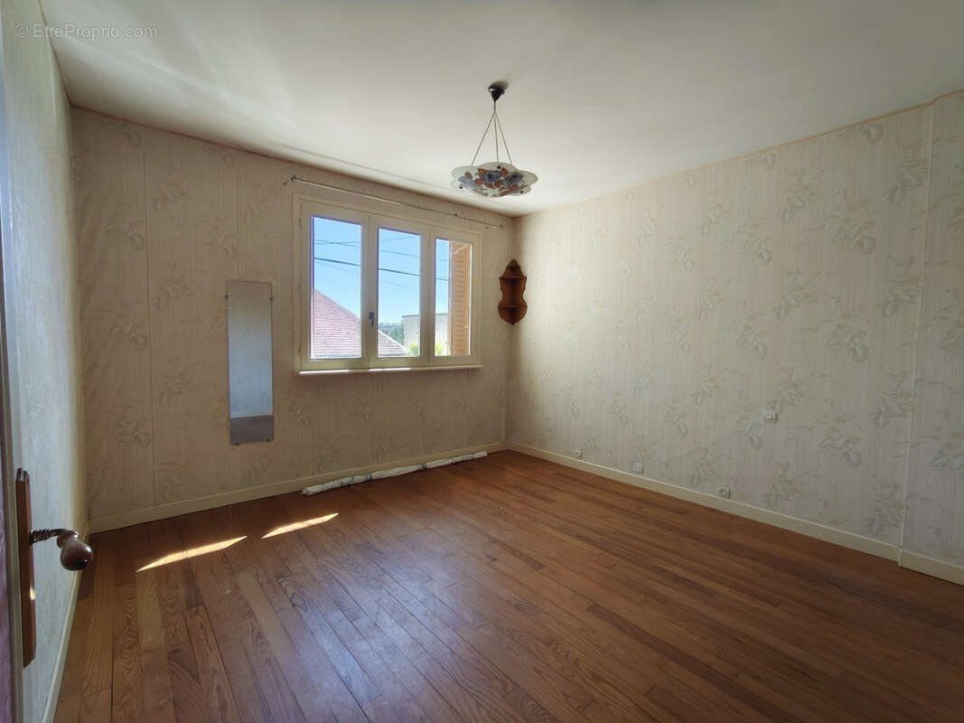 Maison à PAGNY-LA-BLANCHE-COTE