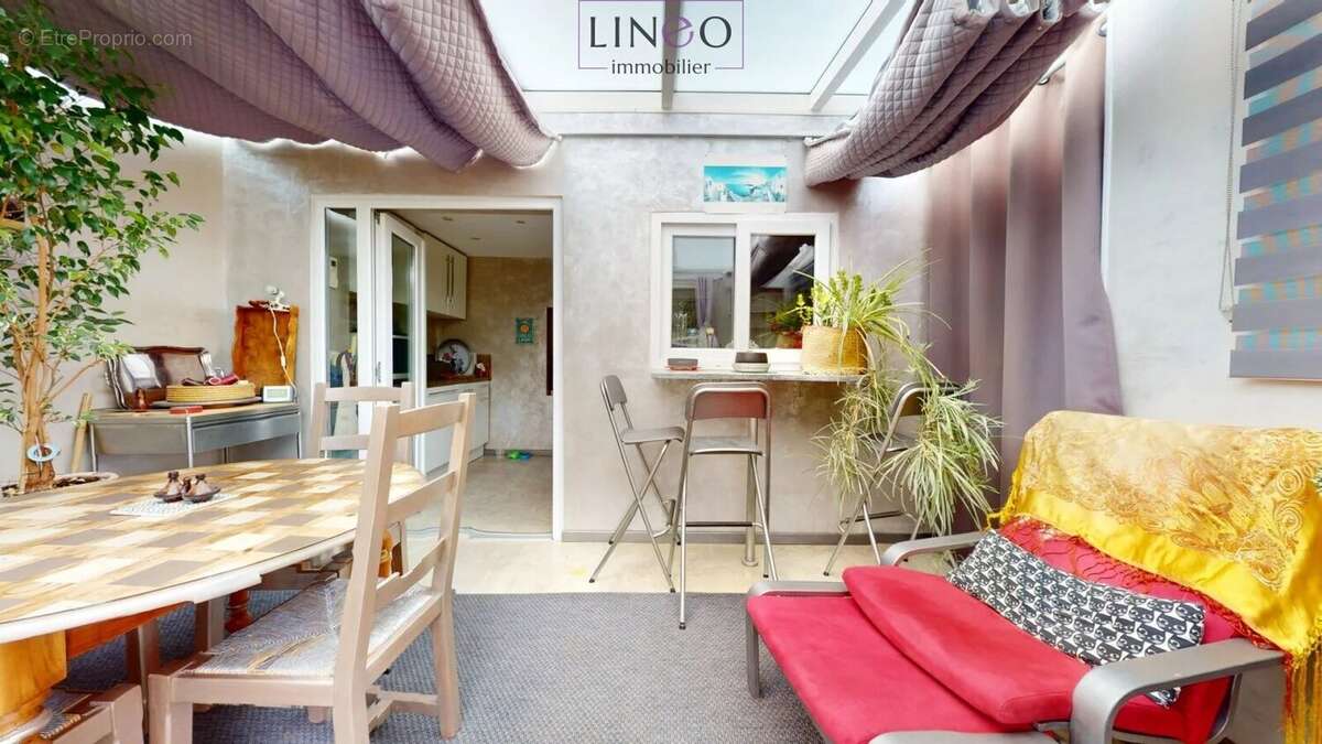 Appartement à CHOISY-LE-ROI