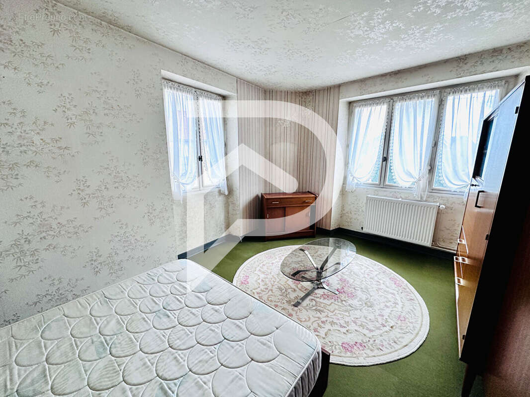 Maison à SONCOURT-SUR-MARNE