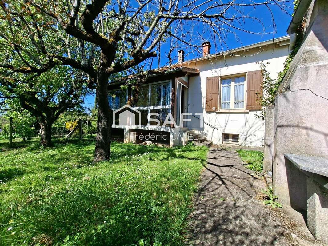 Maison 94 m² à Castres  - photo 2