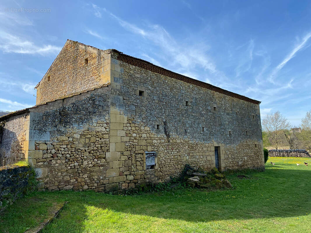 Maison à LES EYZIES-DE-TAYAC-SIREUIL