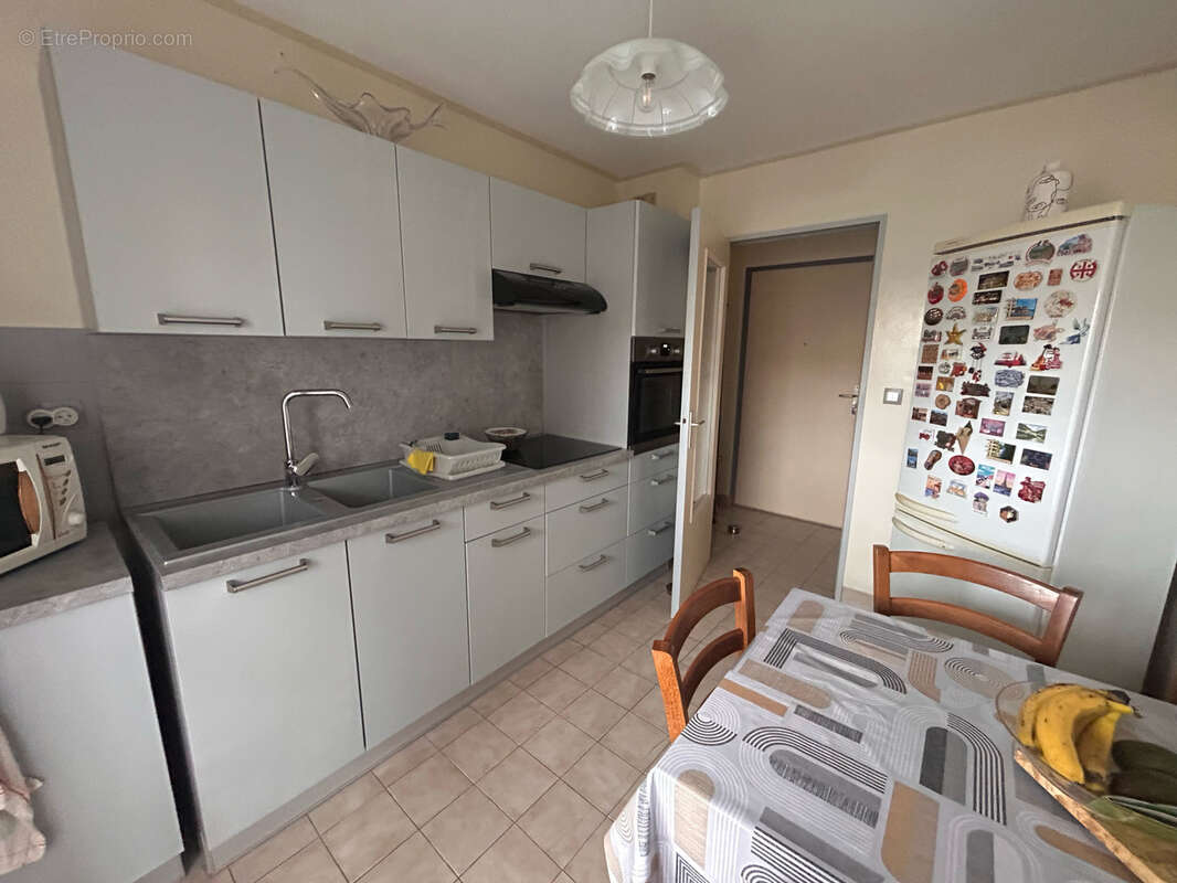 Appartement à ANSE