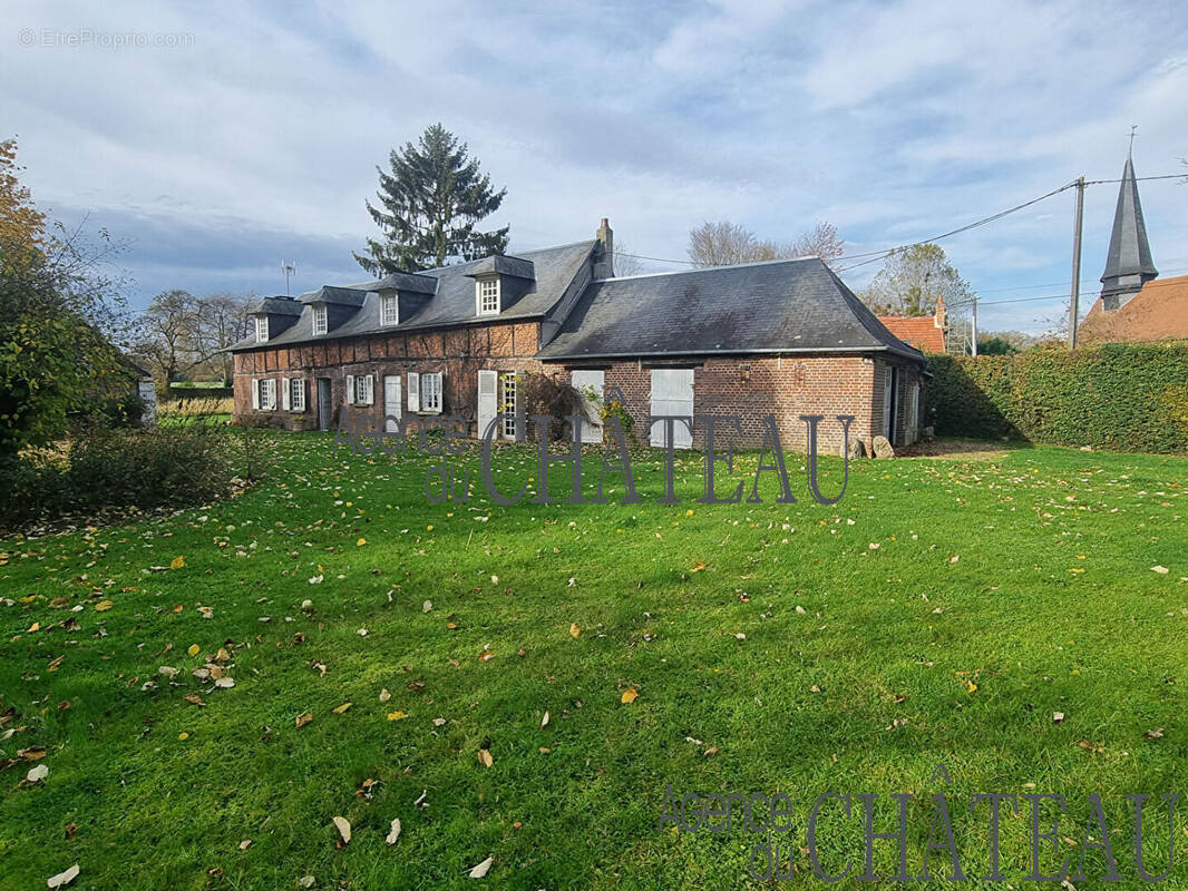 Maison 5 pièces 121 m² · à Lyons-la-Foret · 120,9 m² · 239 000 €