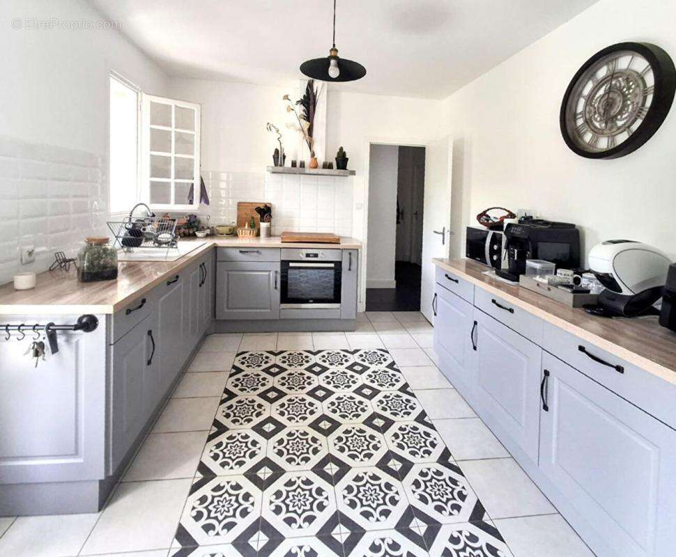 Maison périgourdine de 170 m² - terrain de 1,5 H avec piscine et accès direct à la Dordogne à Eynesse (33220 - photo 6