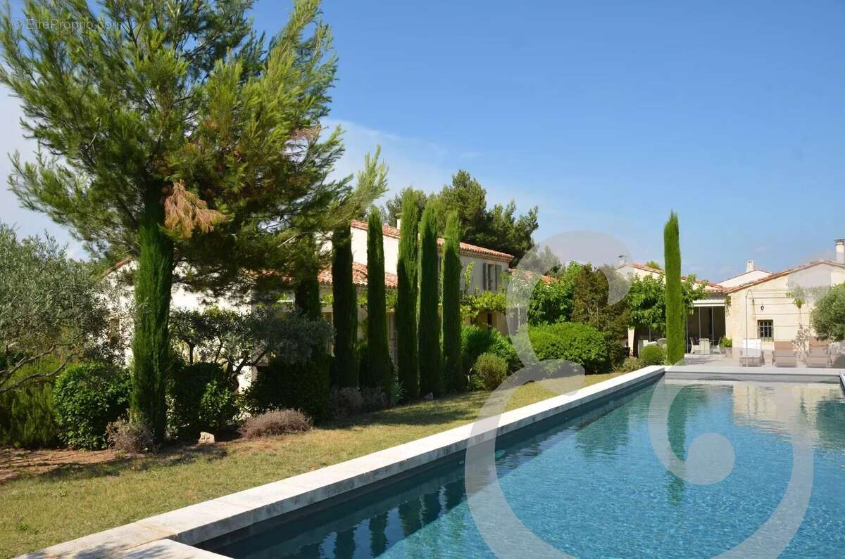 Maison à EYGALIERES