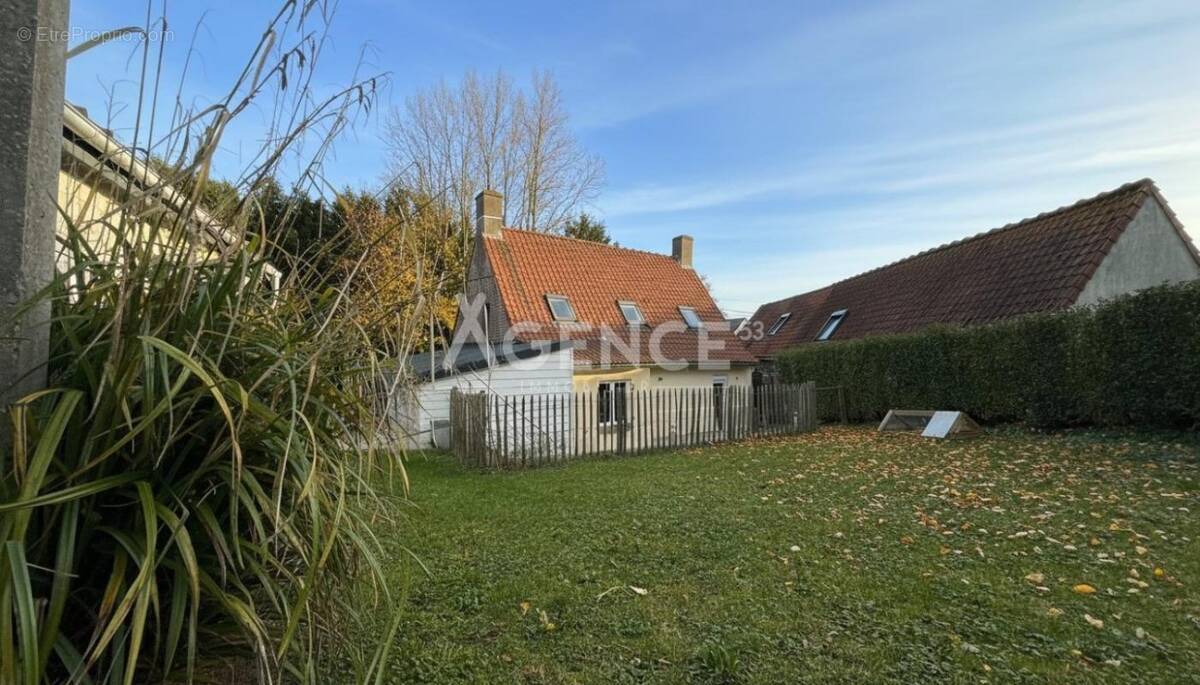 Maison à EPERLECQUES