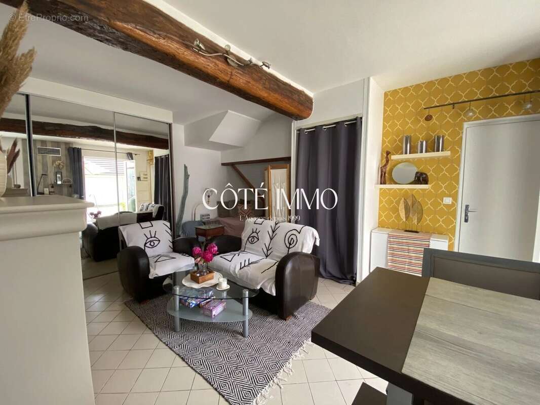Appartement à GOUVIEUX