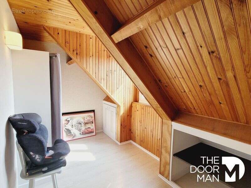 Maison à CANDE-SUR-BEUVRON