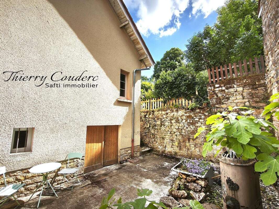 Maison 46 m² à Carlux  - photo 2