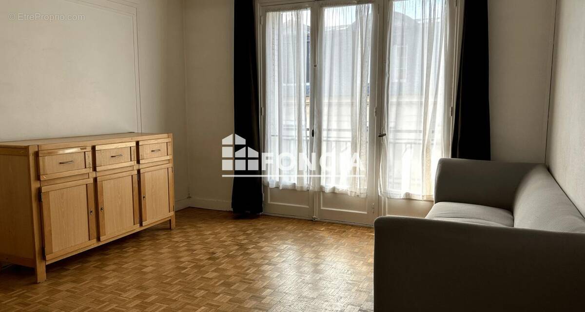 Appartement à VERSAILLES