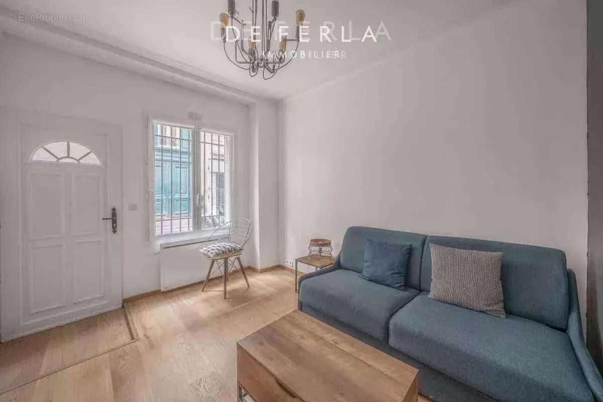 Appartement à PARIS-19E