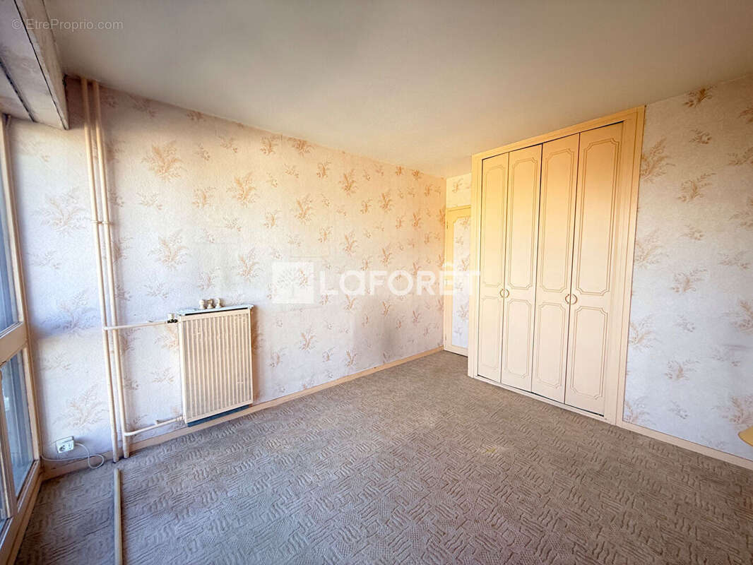 Appartement à LES MUREAUX