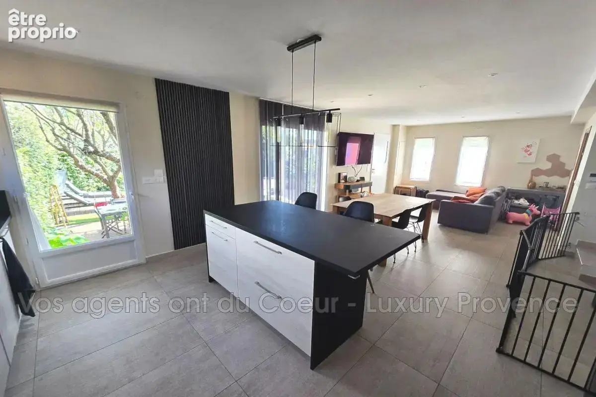 vente maison 5 Pièce(s) - photo 7