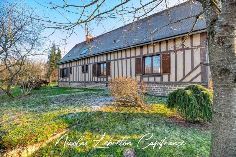 Maison à CHAMPSECRET