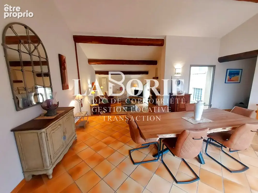 Grande villa à Sorgues : disposant d'un appartement indépendant - photo 5