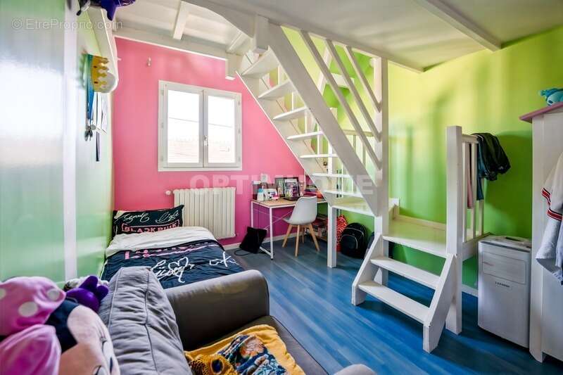 Maison familiale 100 m² – Centre-ville de Drancy – Jardin & pompe à chaleur récente - photo 13