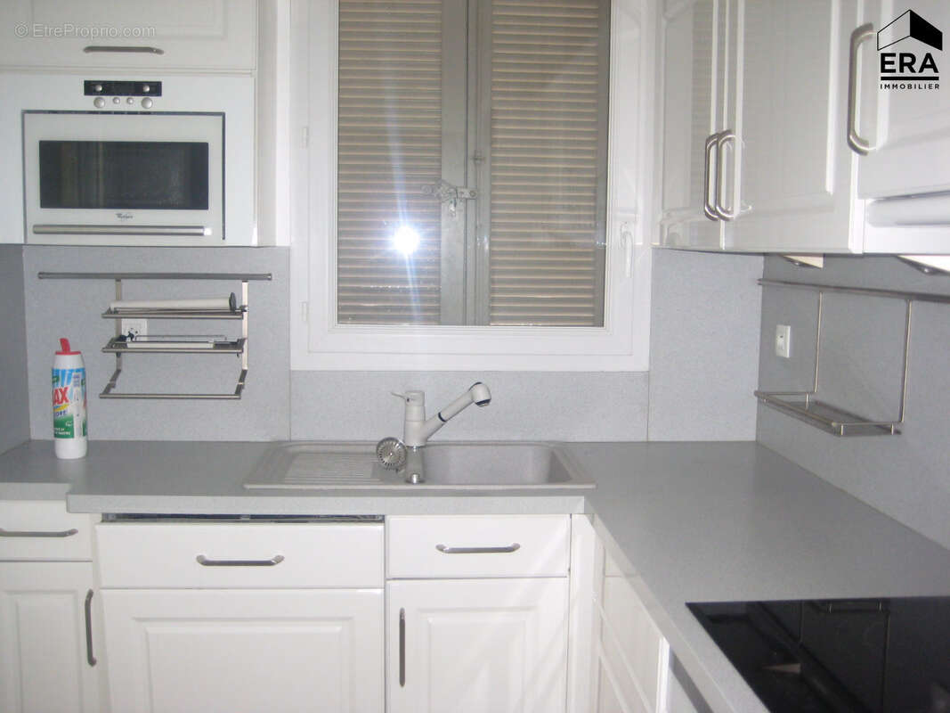 Appartement à SOLLIES-PONT