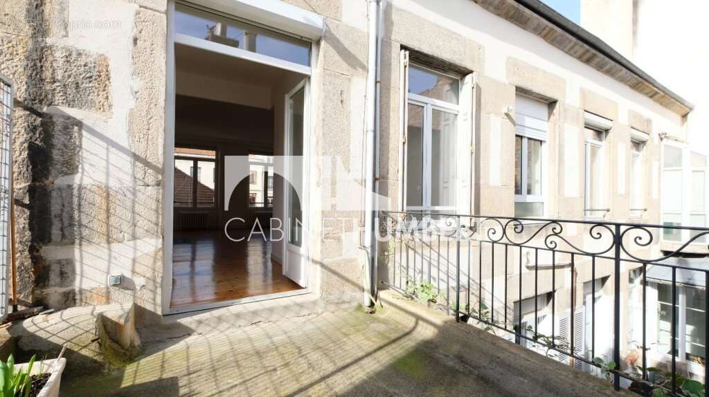 Appartement à SAINT-ETIENNE