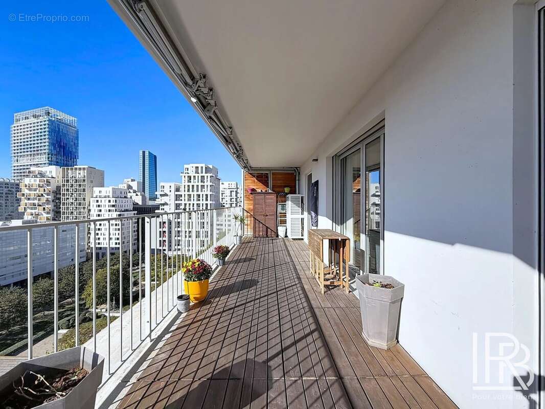 Appartement à MARSEILLE-2E