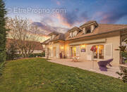 Maison à PREVESSIN-MOENS