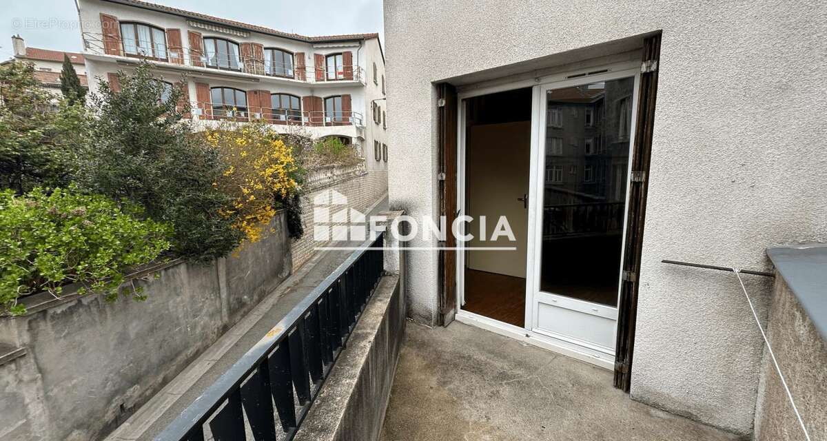Appartement à SAINT-ETIENNE