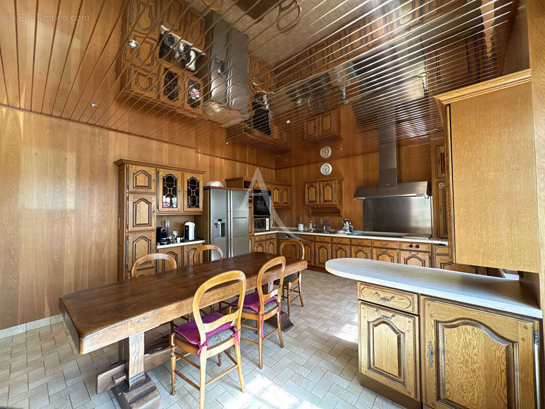 PROPRIETE UNIQUE - proche de Dourdan 7 pièce(s) 188.53 m2 - photo 5