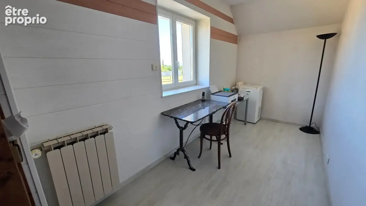 Maison en pierre de 164 m² avec jardin et double garage - Proche de Chalon-sur-Saône (Saône et Loire) - photo 12