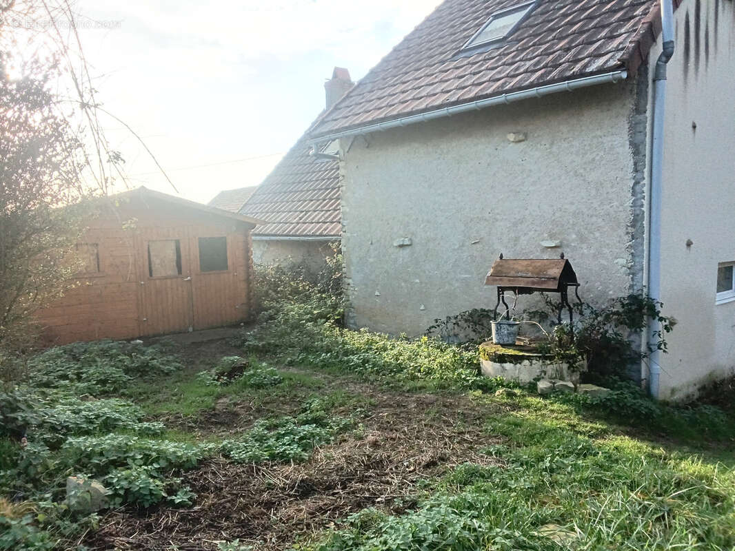 Maison à COUY
