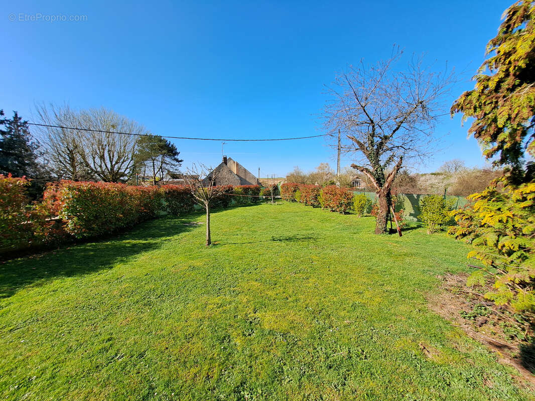 Maison à VILLEBOUGIS