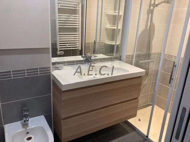 Maison à ASNIERES-SUR-SEINE