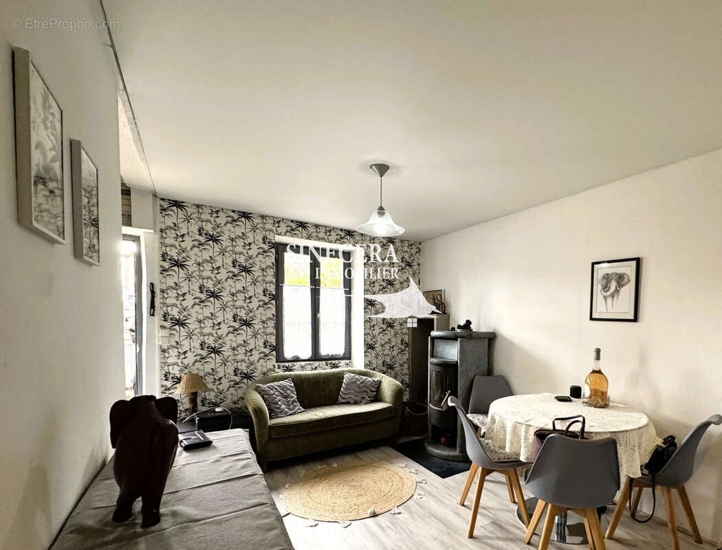 Maison à SALLES-DE-BELVES