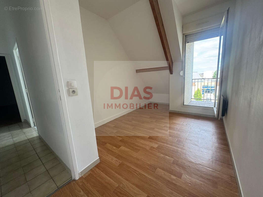 Appartement 37 m² à Pontault-Combault  - photo 7