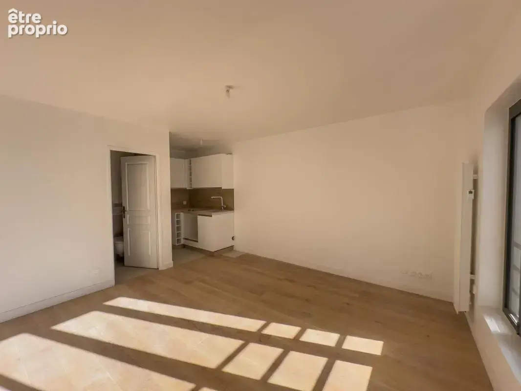 Saint-Ouen – Studio neuf à 5 min du métro, idéal investisseur ou premier achat - photo 3