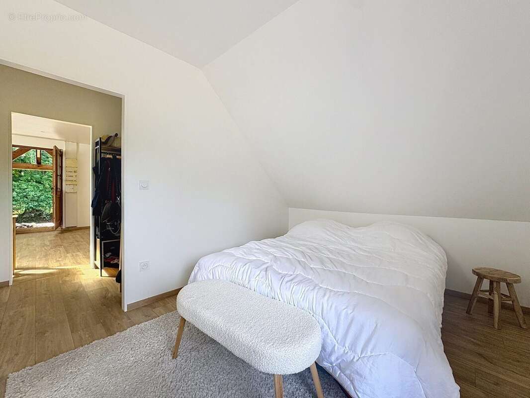 Maison 75 m² à Pont-L'eveque  - photo 7