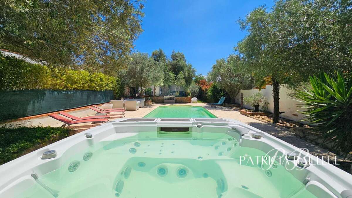 Maison à SAINT-CYPRIEN