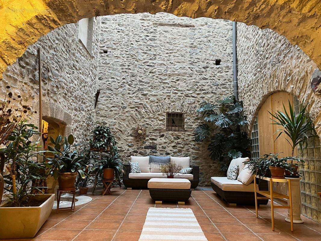 Maison à ARLES-SUR-TECH