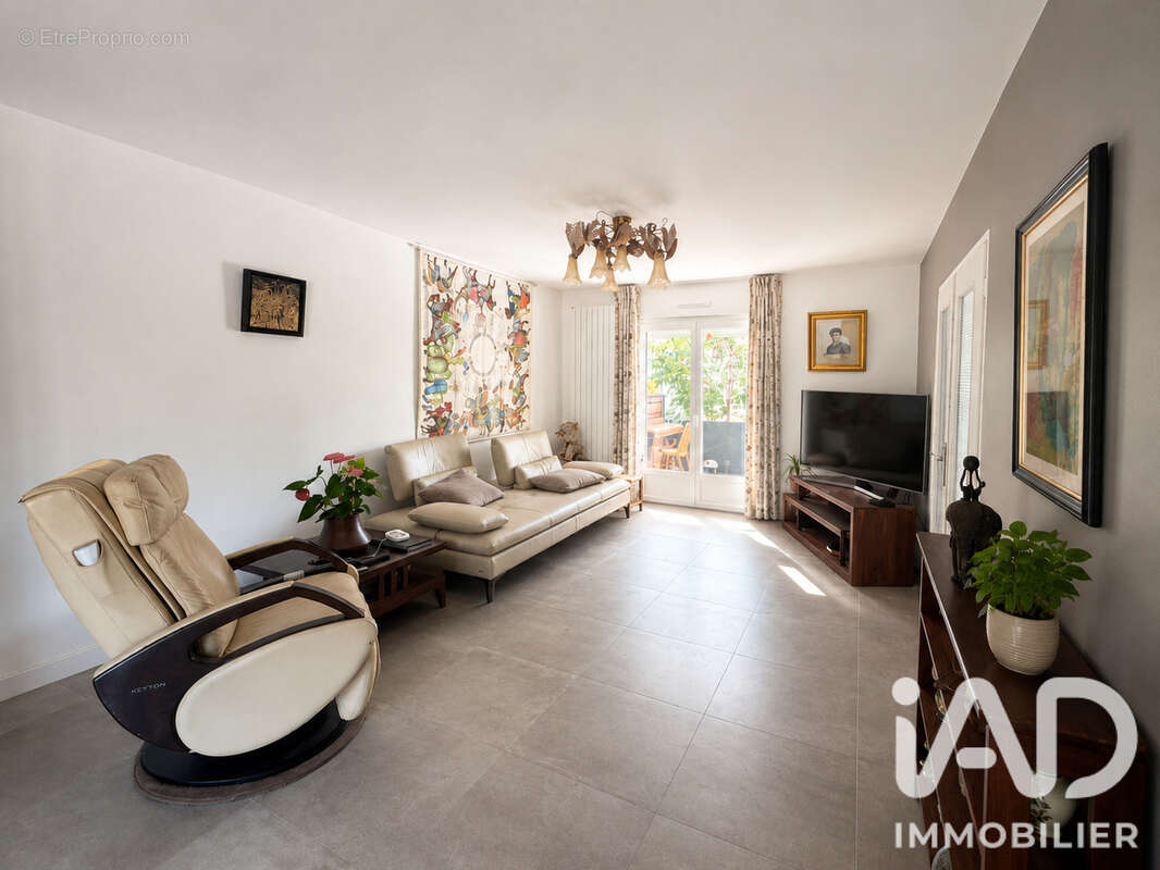 Maison 155 m² à Saint-Martin-En-Biere  - photo 6