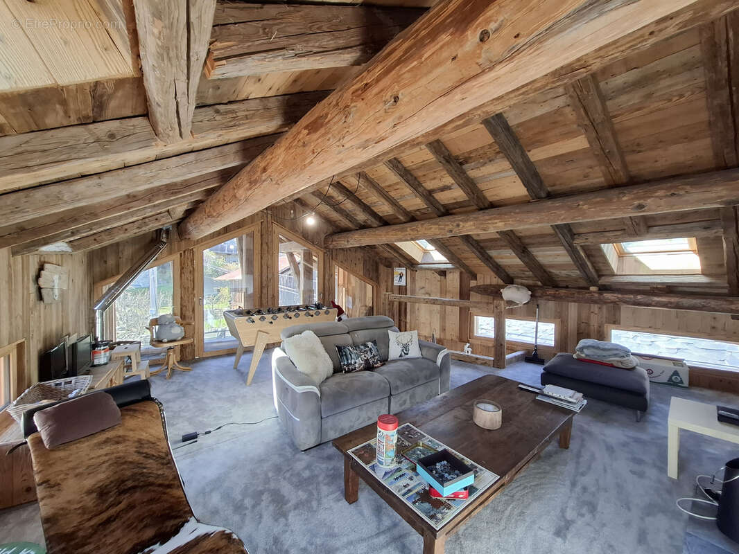 Maison à LA PERRIERE