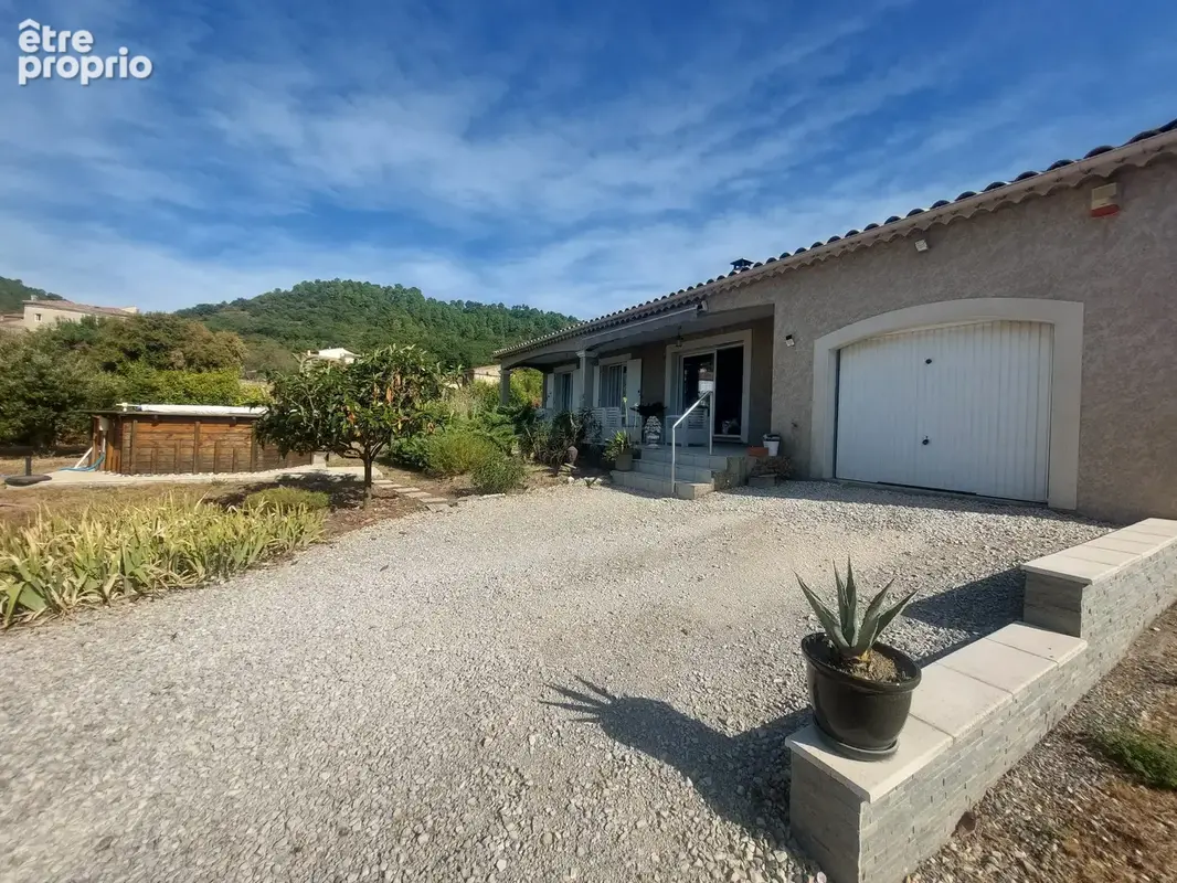 Maison à LES MAGES