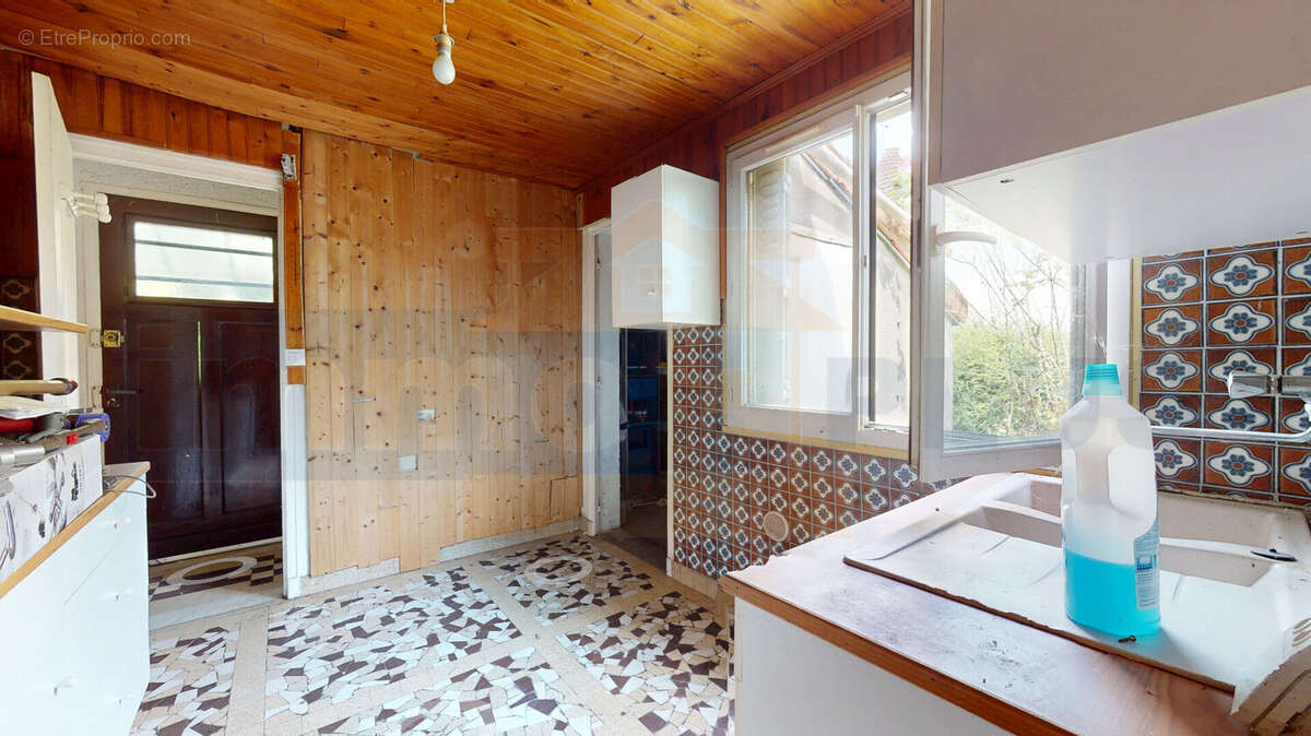 Maison à SAINT-CYR-L&#039;ECOLE